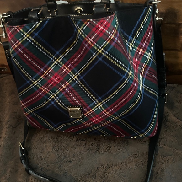NWT Dooney & Bourke Large Flynn.Black Tartan.